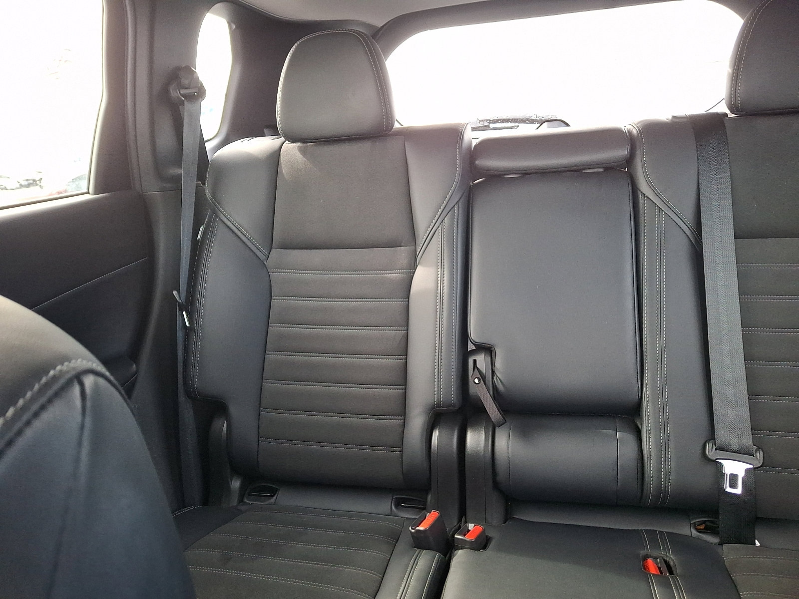 Used 2024 Mitsubishi Outlander SE image 14