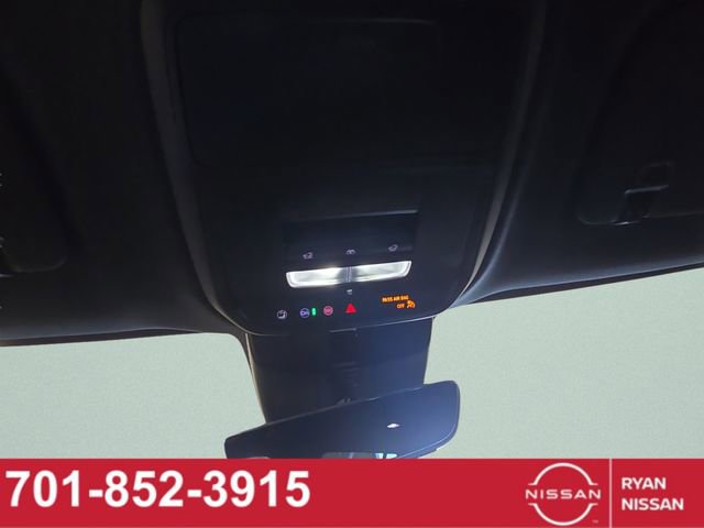 Used 2024 Chevrolet Traverse Z71 w/ Enhanced Driving Package image 33