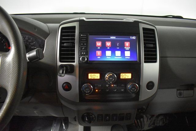 Used 2020 Nissan Frontier SV w/ Midnight Edition Floor Mats image 18