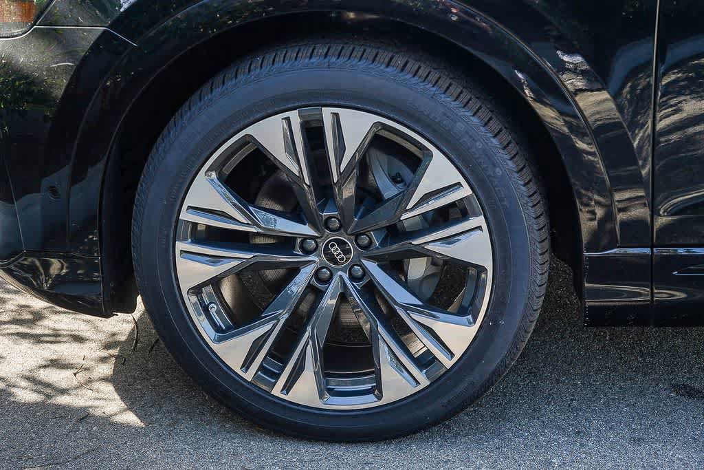 New 2026 Audi Q8 Premium Plus AWD/4WD image 8