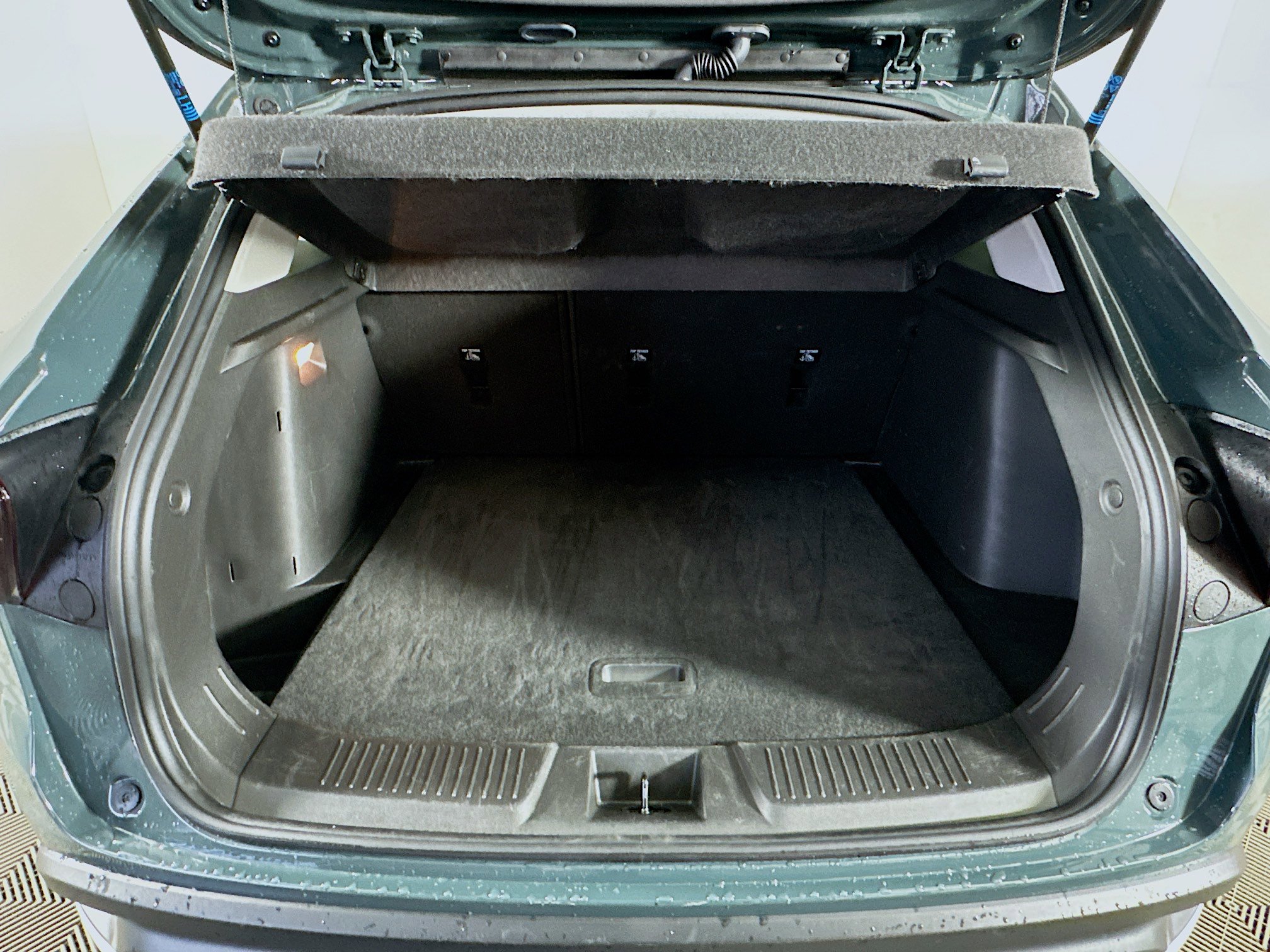 Used 2025 Chevrolet Trax LT image 27