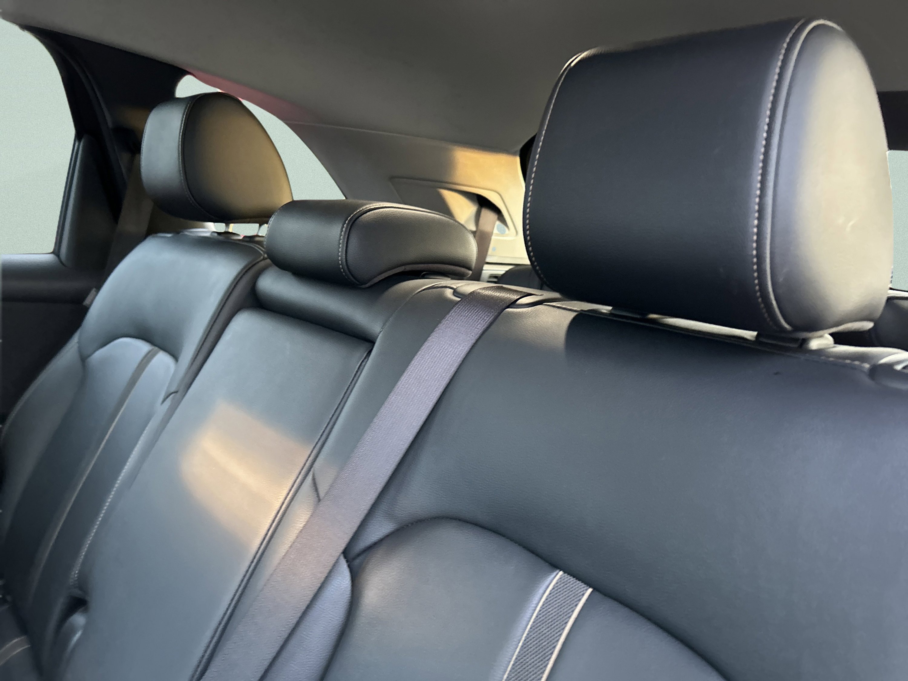 Used 2024 MAZDA CX-90 3.3 Turbo w/ Select Package image 15