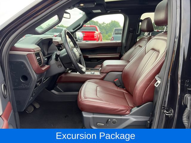 Used 2024 Ford Expedition Limited w/ Excursion Package AWD/4WD image 17