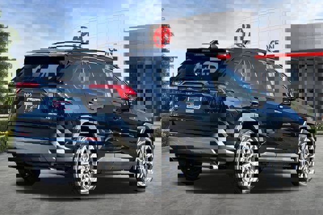 Certified 2025 Toyota RAV4 Limited w/ Advanced Technology Package image 4