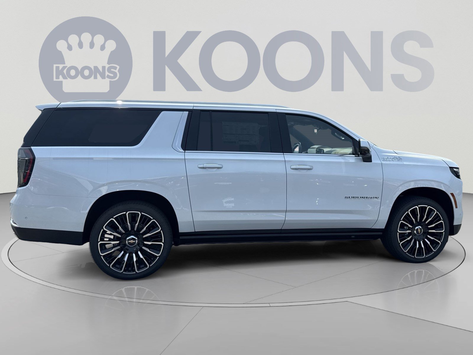 New 2026 Chevrolet Suburban High Country AWD/4WD image 5
