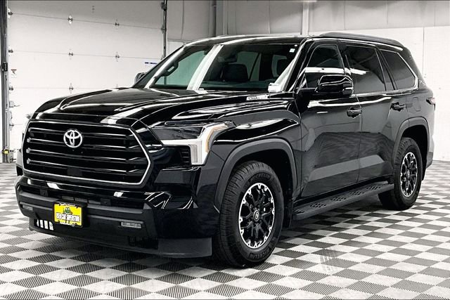 Used 2026 Toyota Sequoia SR5 w/ TRD Off-Road Package AWD/4WD image 12