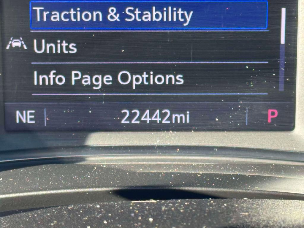 Used 2022 Chevrolet Traverse LT AWD/4WD image 28