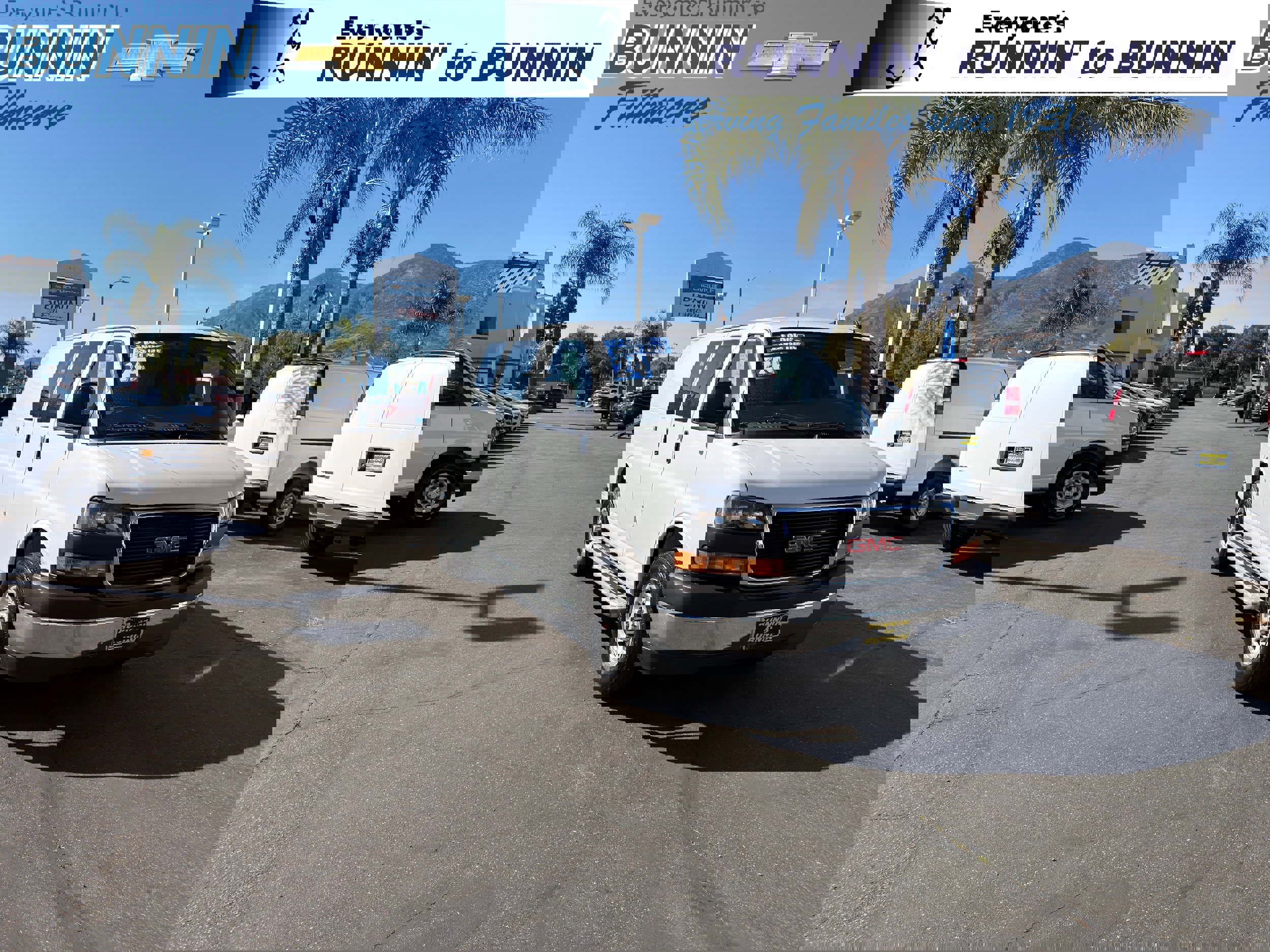 Used 2024 GMC Savana 2500 w/ Driver Convenience Package image 1