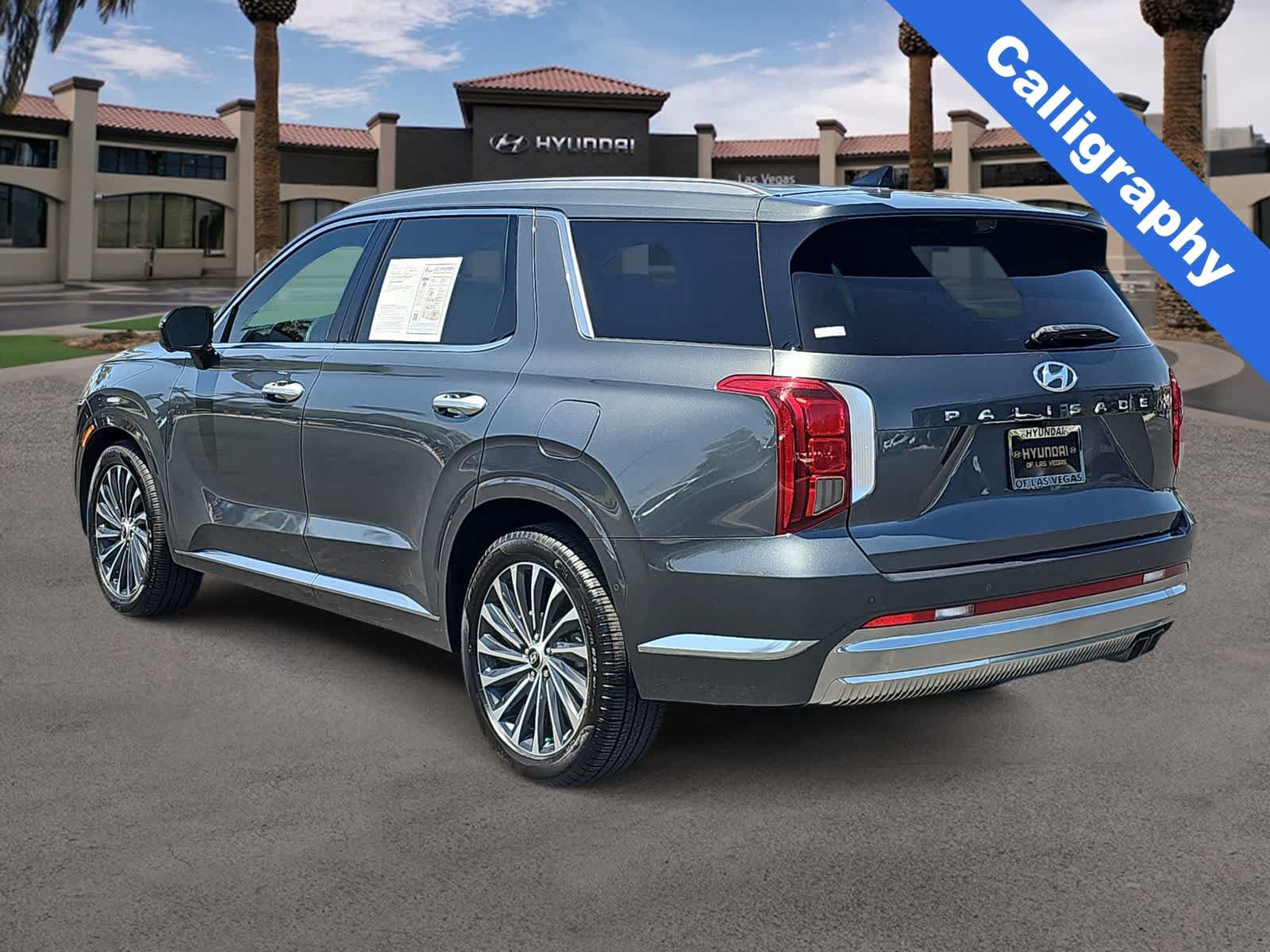 Certified 2023 Hyundai Palisade Calligraphy FWD image 6