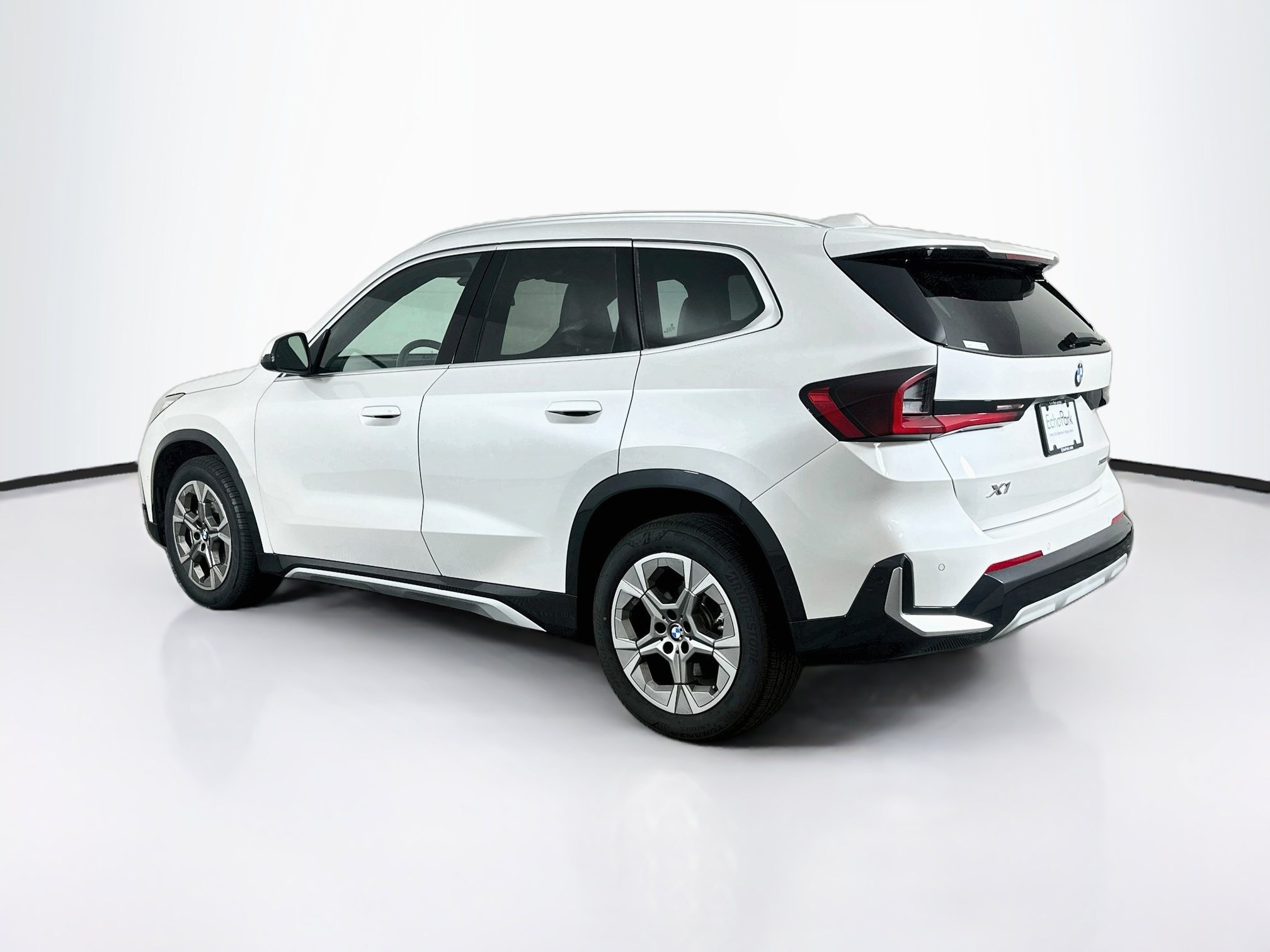 Used 2026 BMW X1 xDrive28i AWD/4WD image 5
