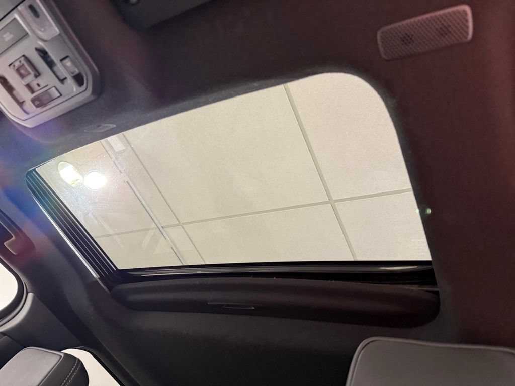 Certified 2025 Toyota 4Runner 4WD image 18