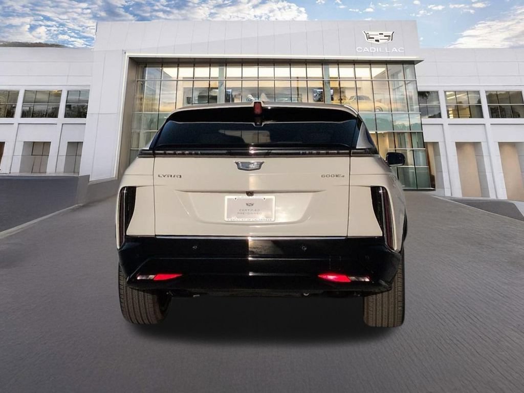 Certified 2024 Cadillac Lyriq Luxury AWD/4WD image 6