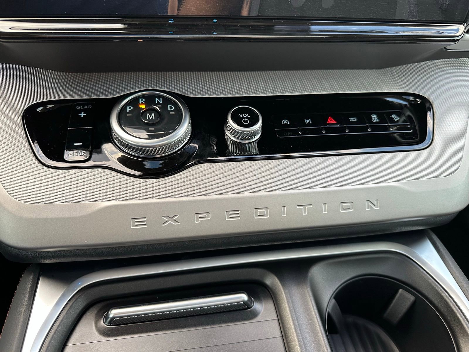 New 2025 Ford Expedition Max Active AWD/4WD image 17