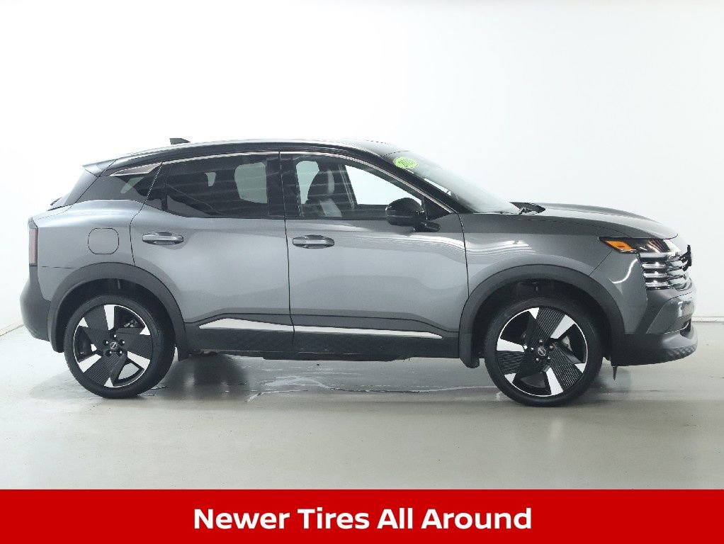 Certified 2025 Nissan Kicks SR image 13