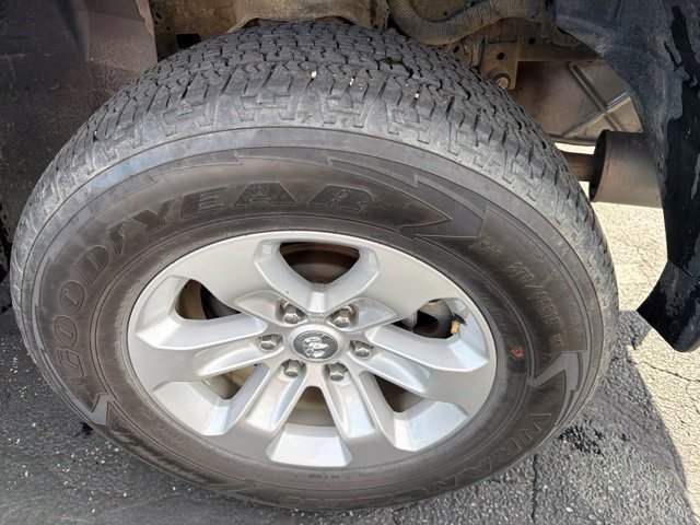 Used 2023 RAM 1500 Laramie AWD/4WD image 29