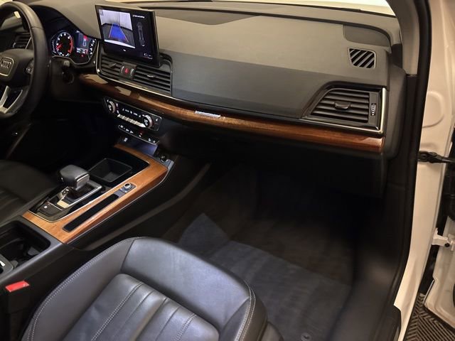 Used 2022 Audi Q5 2.0T Premium w/ Convenience Package image 21