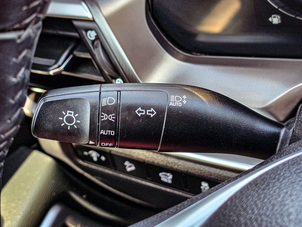 Used 2025 Kia Telluride S image 24