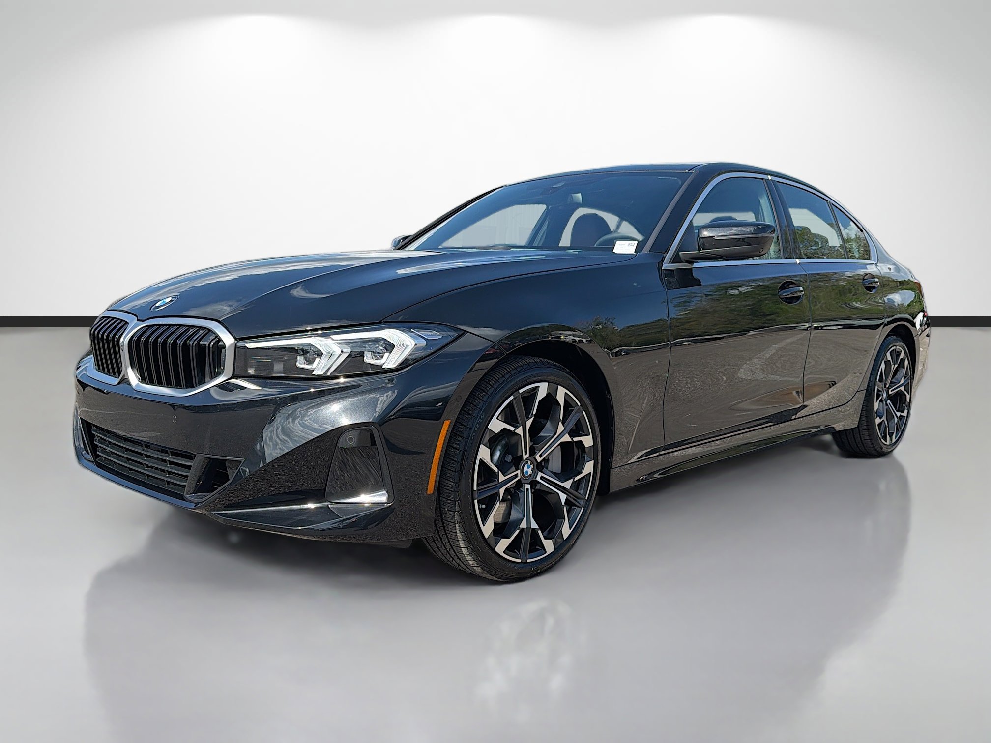 Used 2025 BMW 330i Sedan w/ Parking Assistance Package image 7
