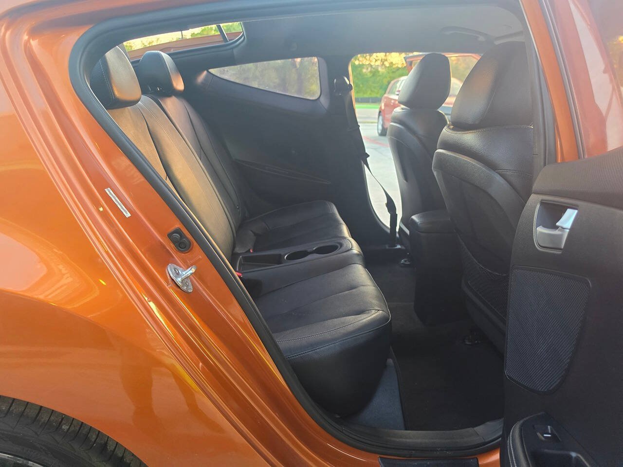 Used 2015 Hyundai Veloster Turbo FWD image 23