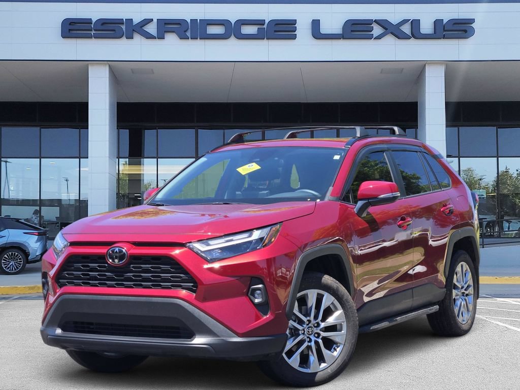 Used 2024 Toyota RAV4 XLE Premium FWD image 1