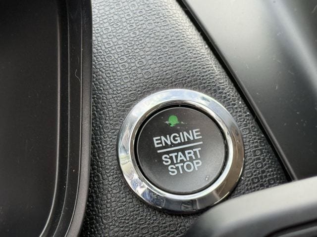 Used 2020 Ford EcoSport SE FWD image 21