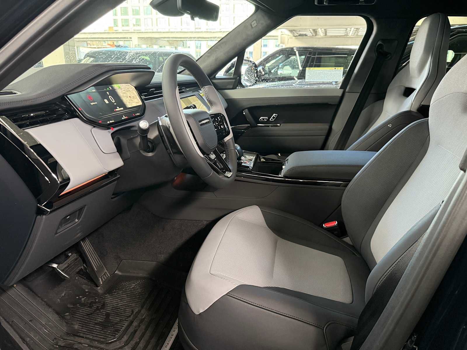 New 2025 Land Rover Range Rover Sport SV Edition Two image 19