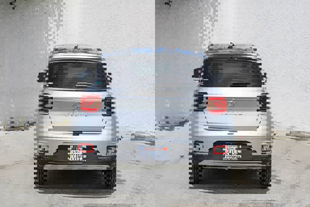 Used 2022 Hyundai Venue SE image 8