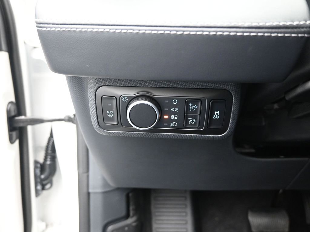 New 2026 Ford Mustang Mach-E Select image 12