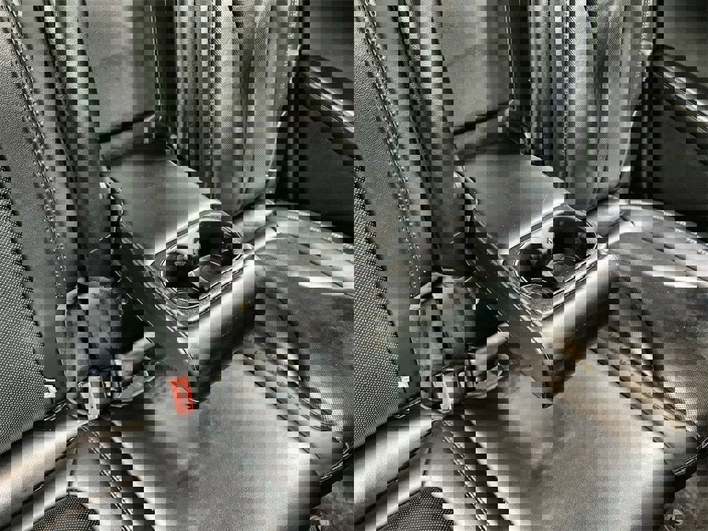 Used 2021 Lincoln Nautilus Reserve image 22