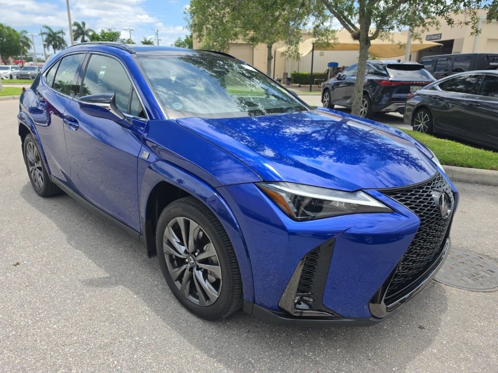 Used 2025 Lexus UX 300h FWD w/ Accessory Package (Z2) image 1