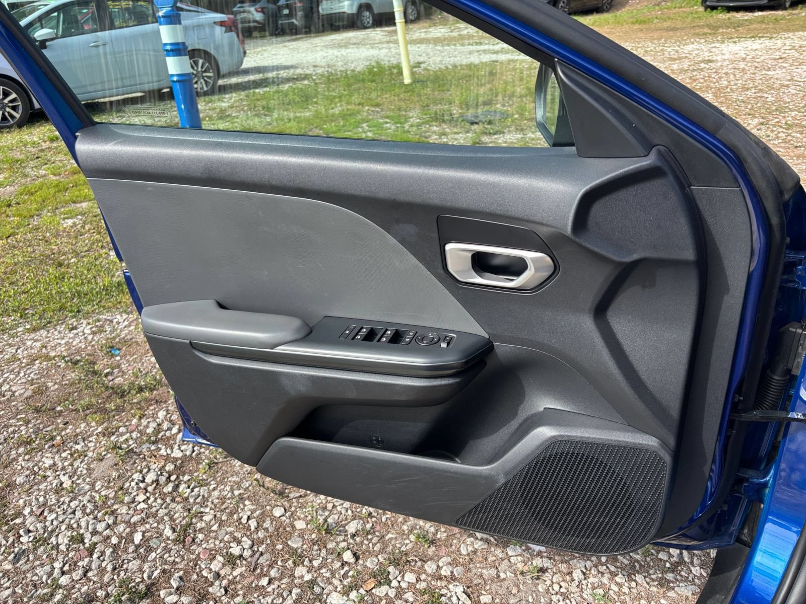 Used 2025 Kia K4 FWD image 18