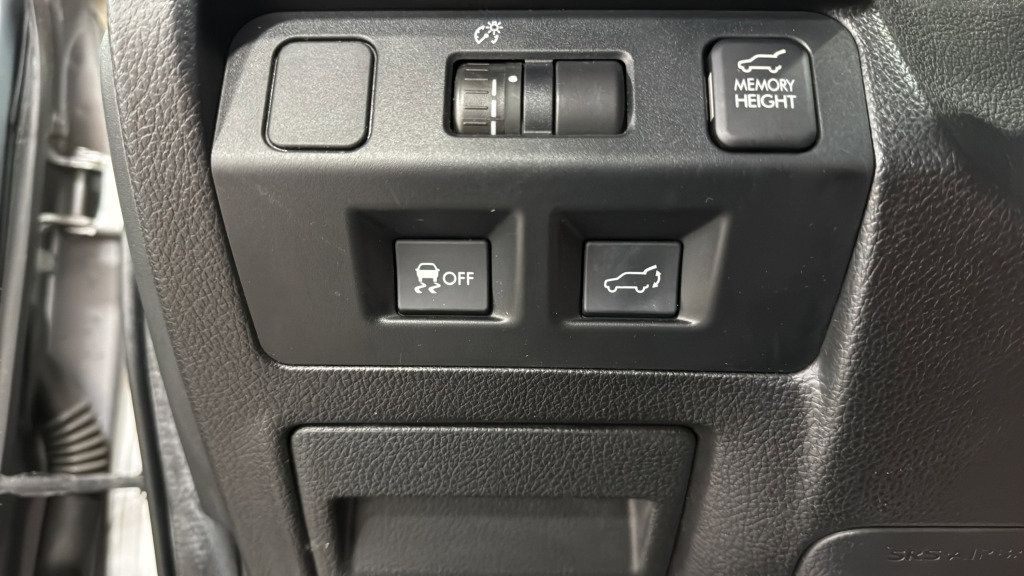 Used 2015 Subaru Forester 2.5i Limited AWD/4WD image 21