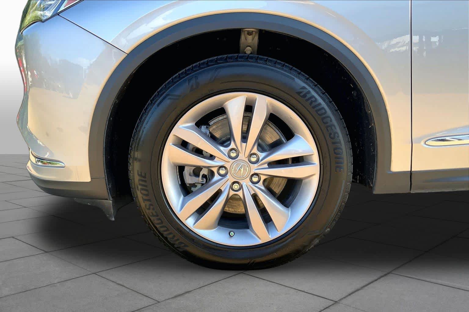 Used 2024 Acura MDX FWD image 11