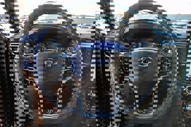 Used 2023 Ford Explorer King Ranch w/ Technology Package image 8