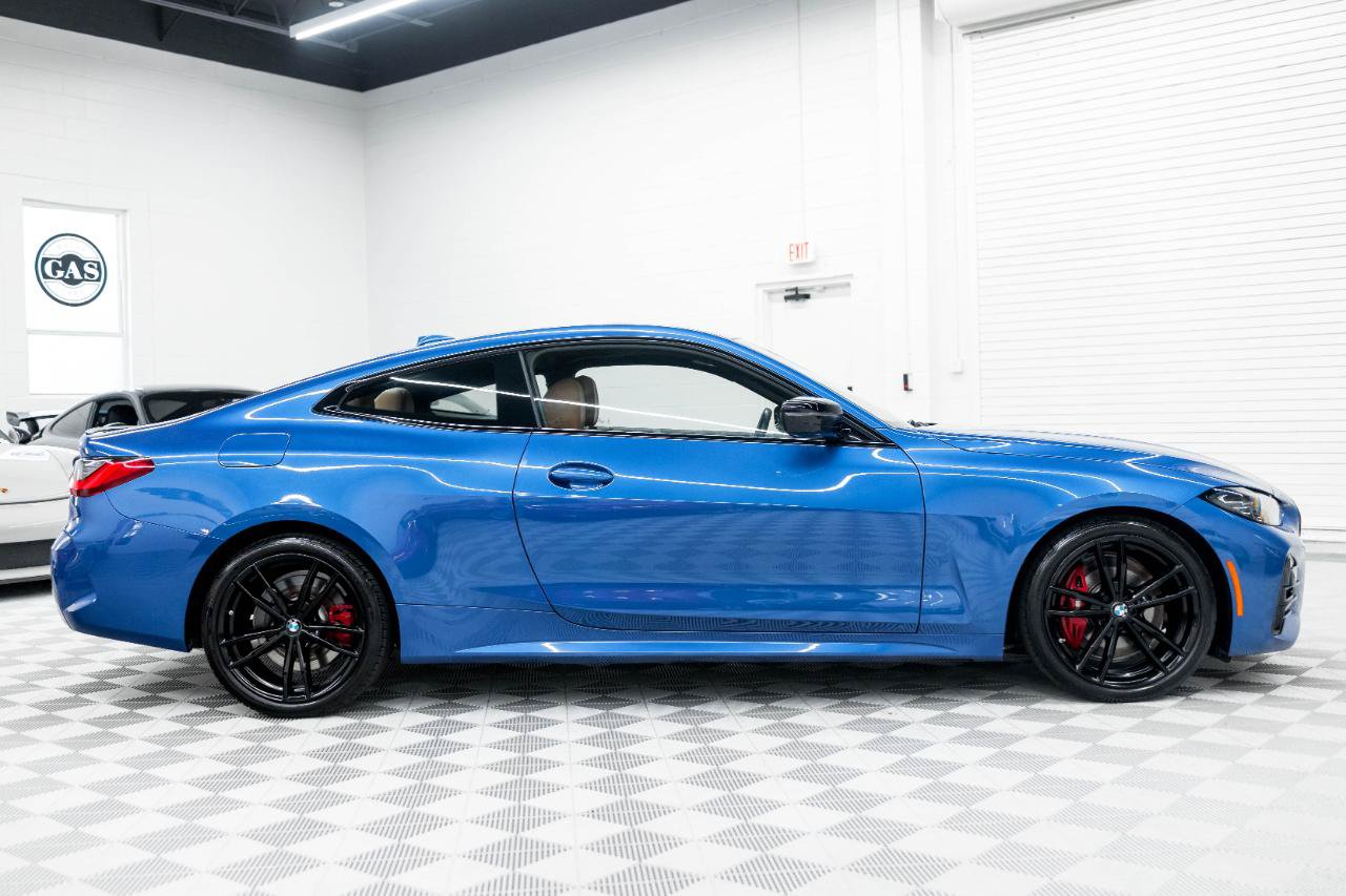 Used 2023 BMW 430i xDrive Coupe w/ M Sport Package AWD/4WD image 7