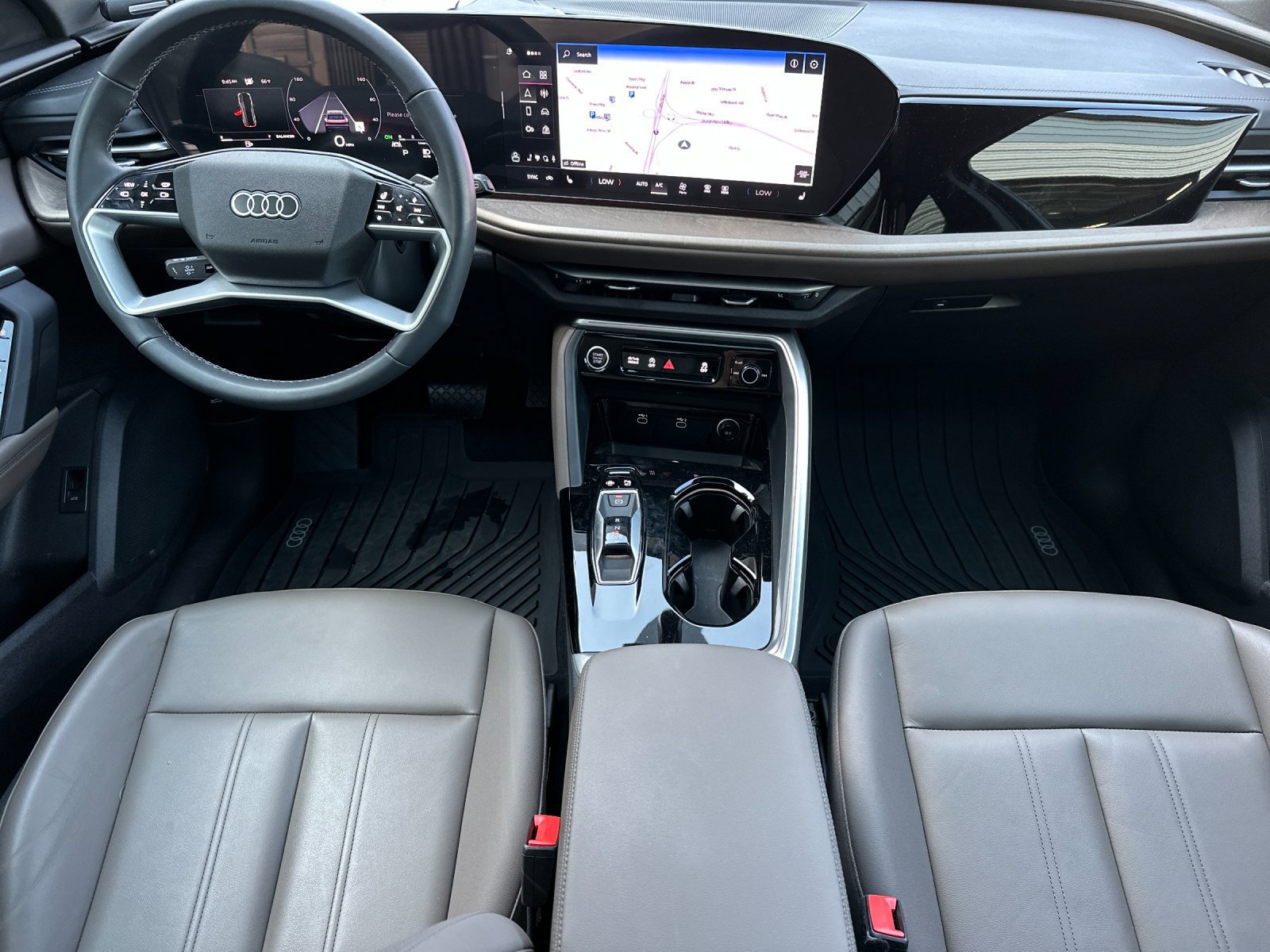 Used 2025 Audi Q5 Premium Plus w/ Premium Plus AWD/4WD image 14