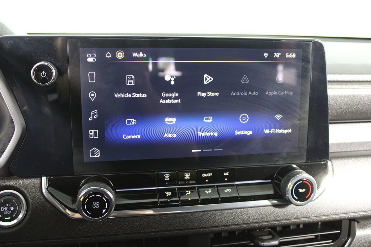 Used 2024 Chevrolet Colorado Trail Boss w/ Technology Package AWD/4WD image 27