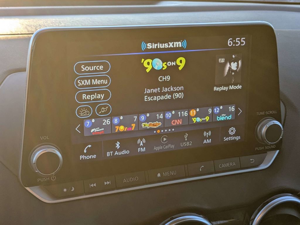 Used 2024 Nissan Sentra SV image 20