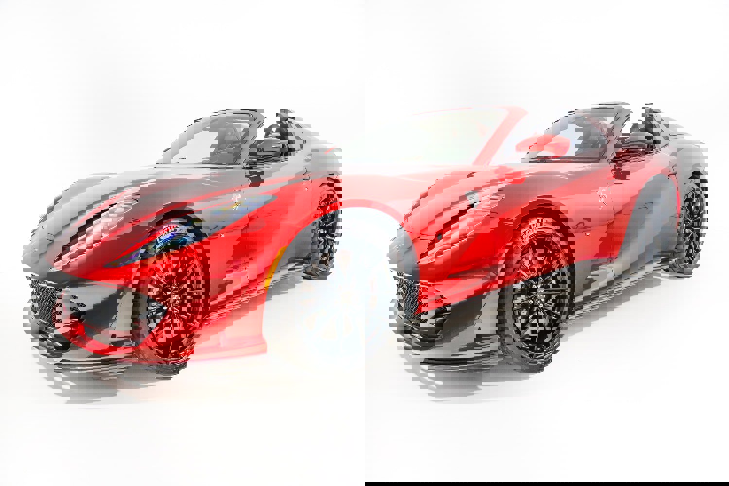 Used 2021 Ferrari 812 GTS image 14