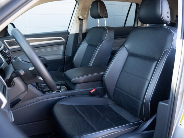 Certified 2022 Volkswagen Atlas SE image 5