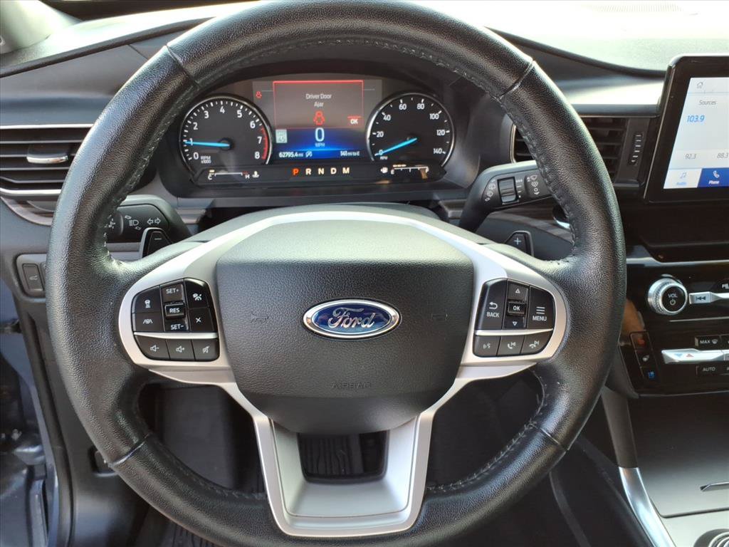 Used 2021 Ford Explorer Limited w/ Equipment Group 301A AWD/4WD image 29