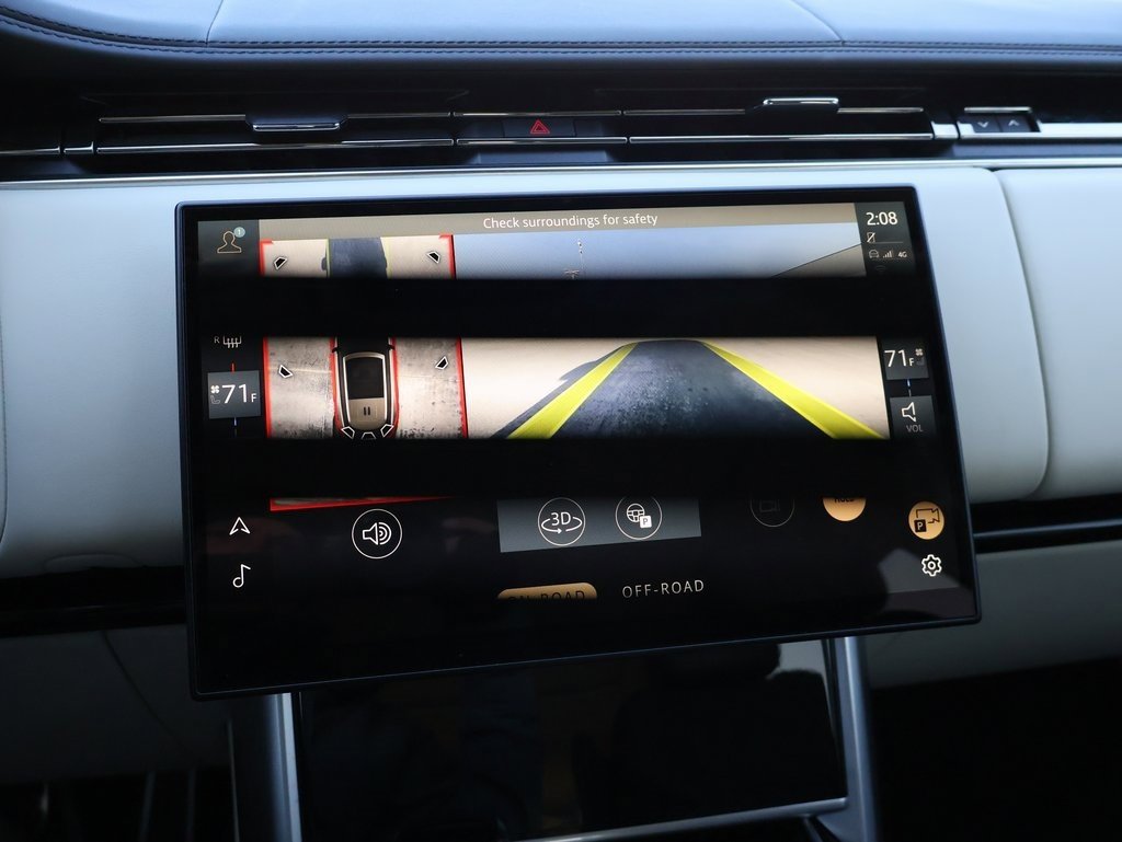 Used 2024 Land Rover Range Rover Long Wheelbase SE image 24