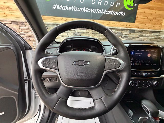 Used 2023 Chevrolet Traverse RS AWD/4WD image 12