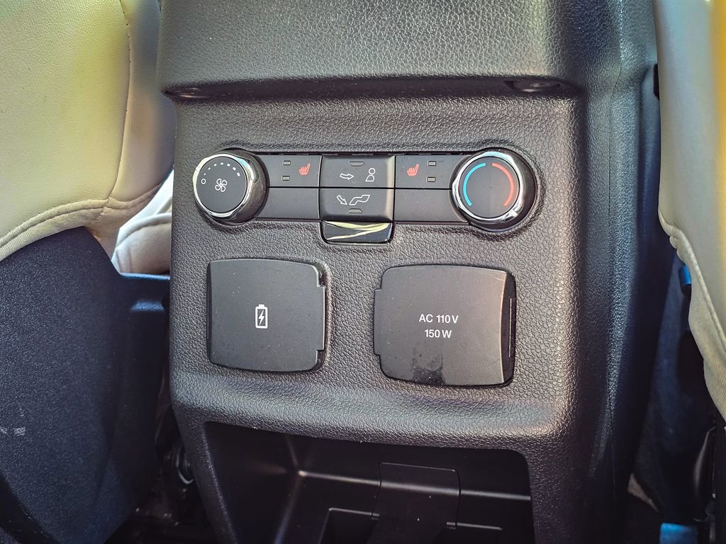 Used 2017 Ford Explorer Platinum image 47