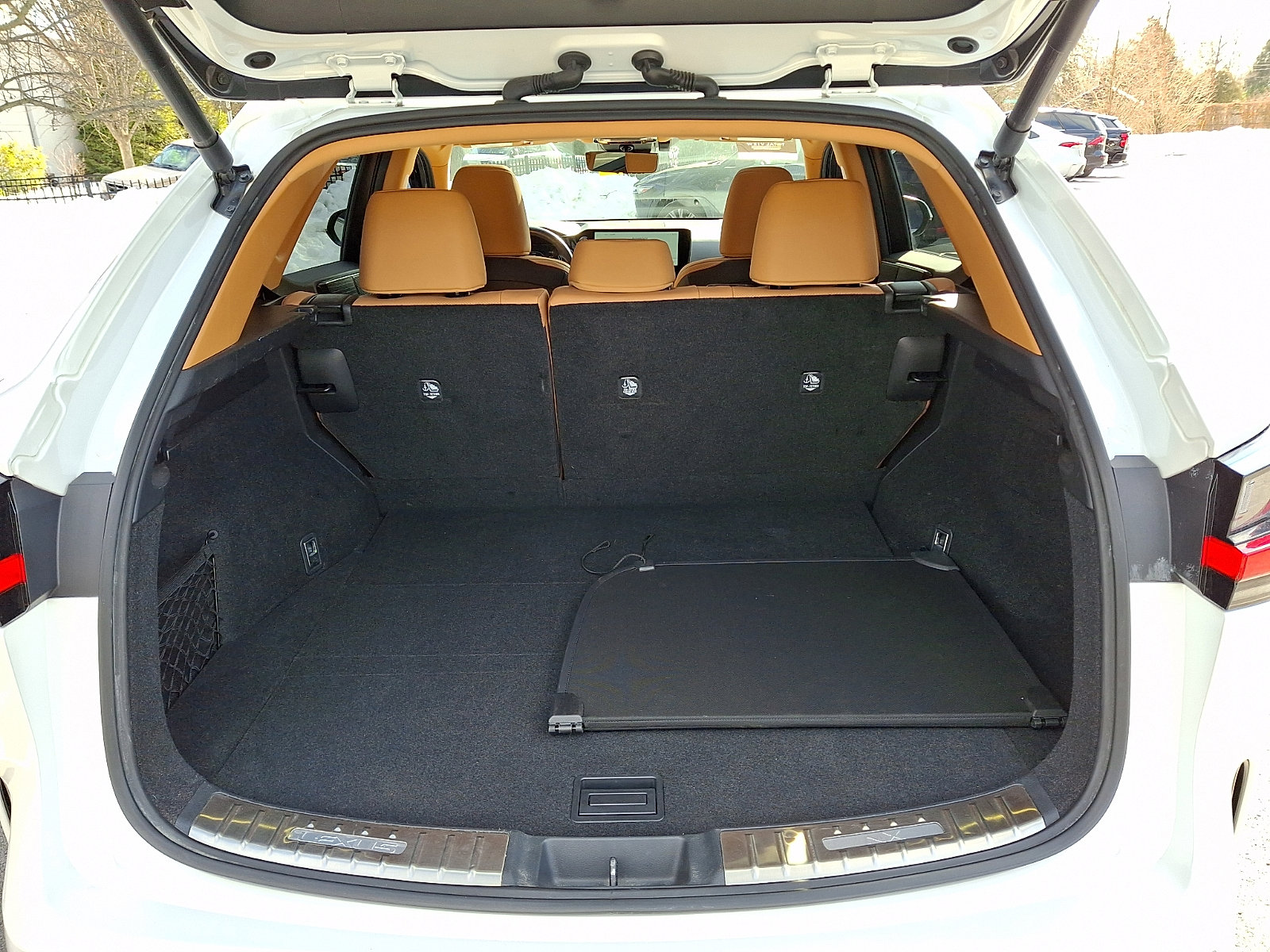 Certified 2023 Lexus NX 450h+ 450h+ Luxury w/ Towing Package (2000 Lbs) image 29