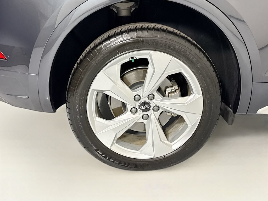 Certified 2021 Audi Q5 Premium AWD/4WD image 33
