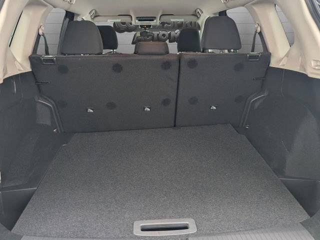 Certified 2026 Nissan Rogue SV FWD image 32
