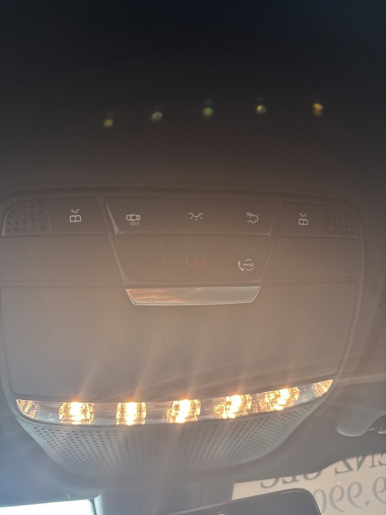 Used 2021 Mercedes-Benz GLC 300 4MATIC image 46