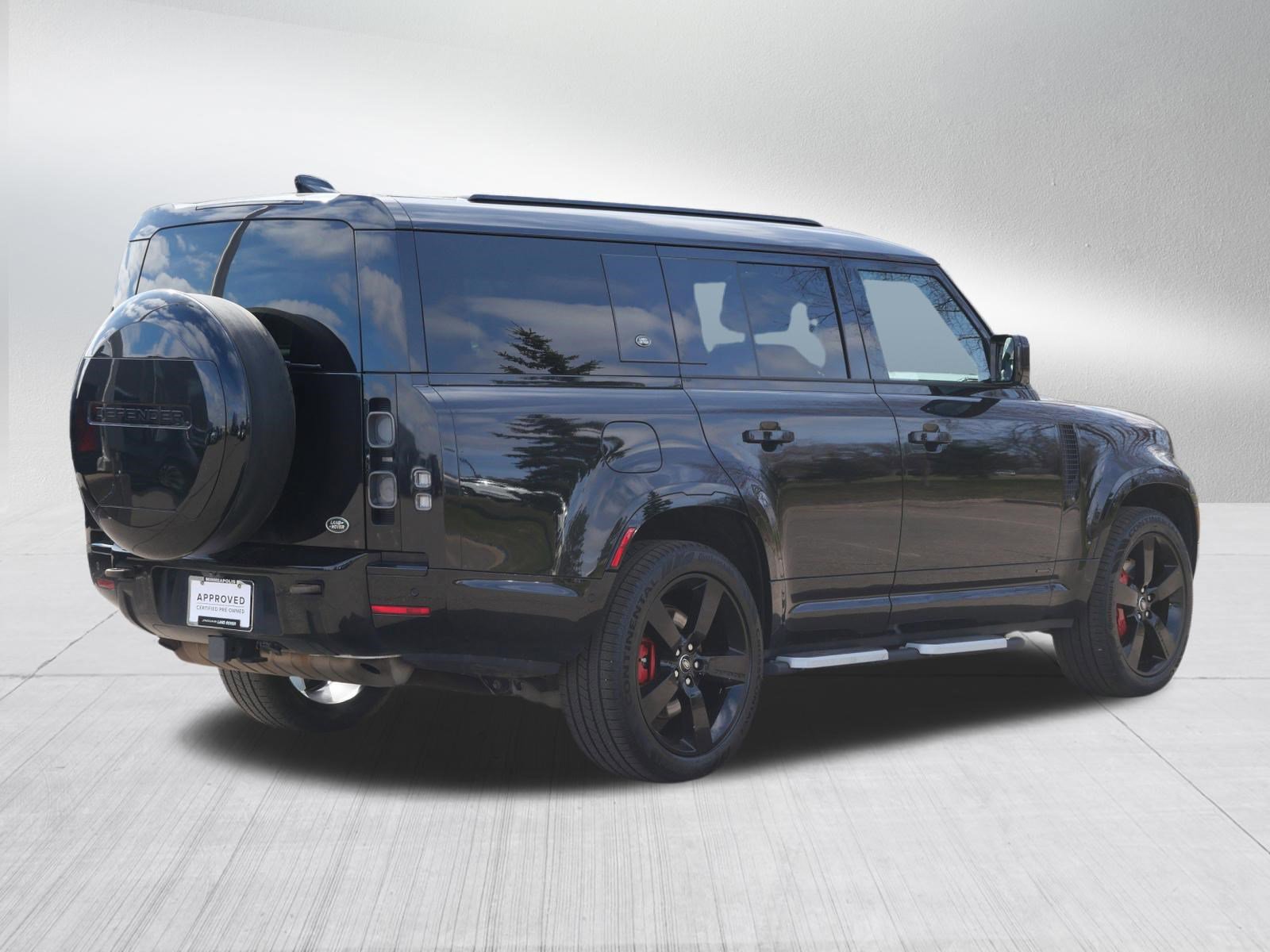 Certified 2023 Land Rover Defender 130 X AWD/4WD image 5