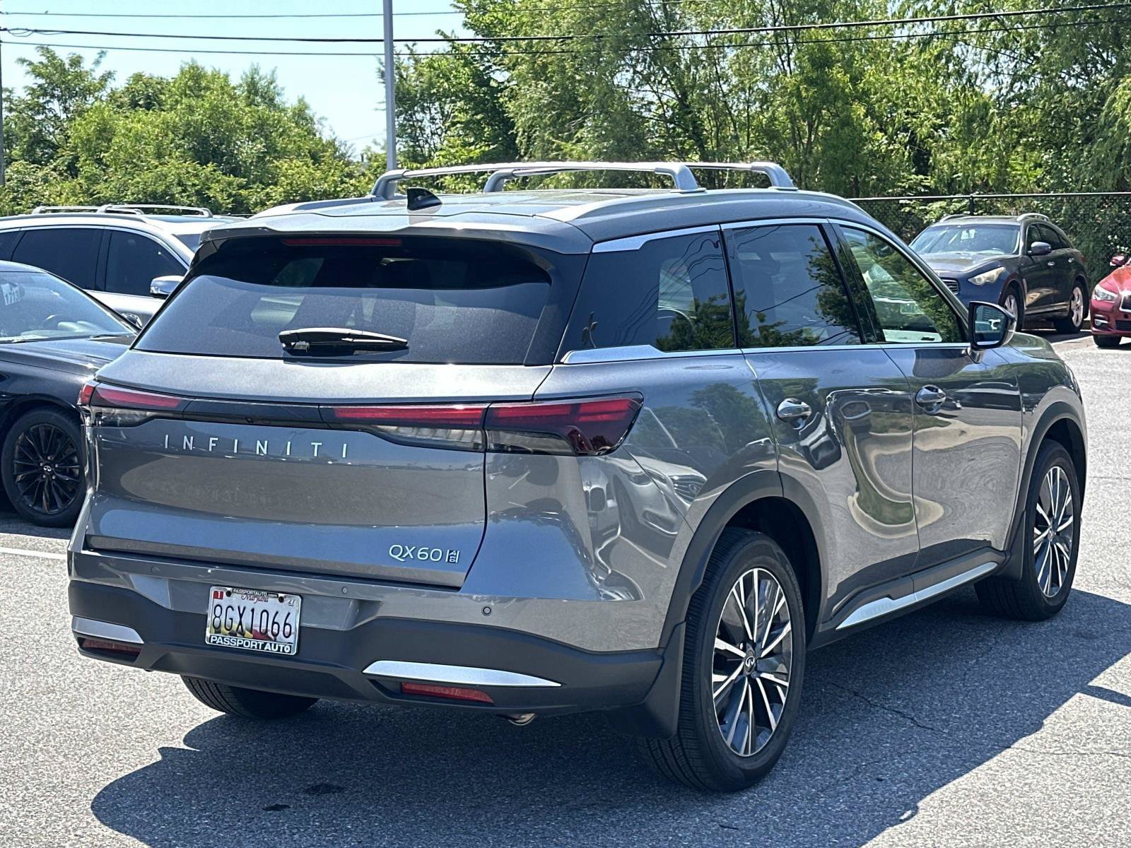 Used 2026 INFINITI QX60 Luxe w/ Cargo Package AWD/4WD image 5